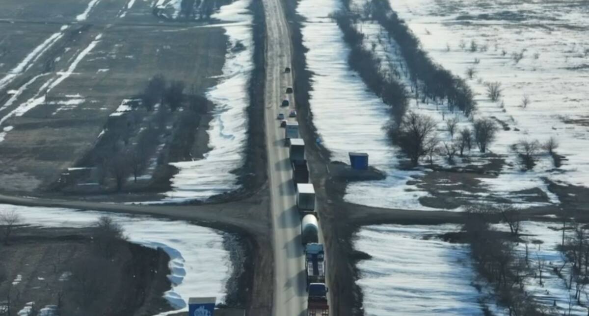 Ақтөбе облысында 500-ден астам ауыр жүк көлігі сүйемелденді