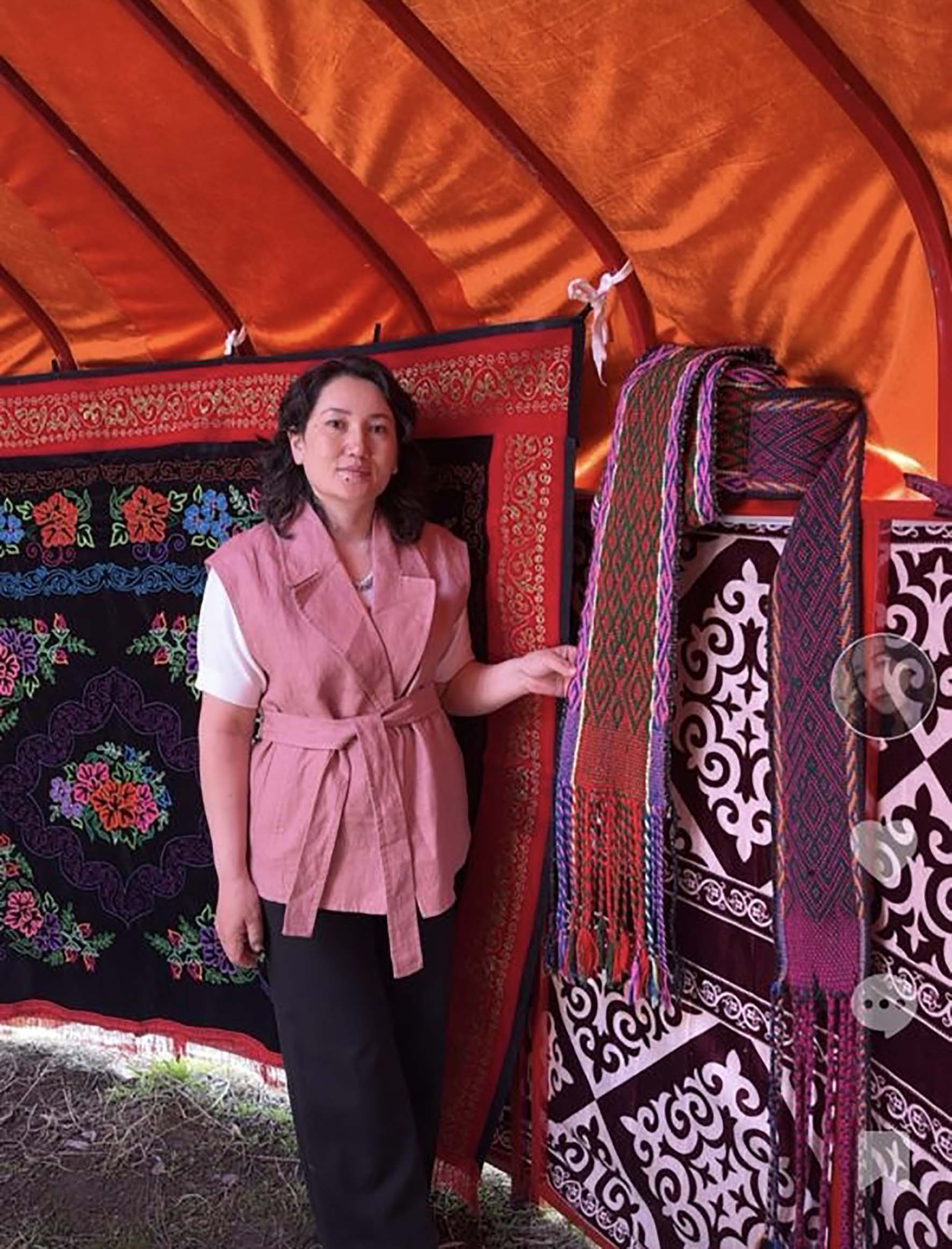 Киіз үйде кие бар