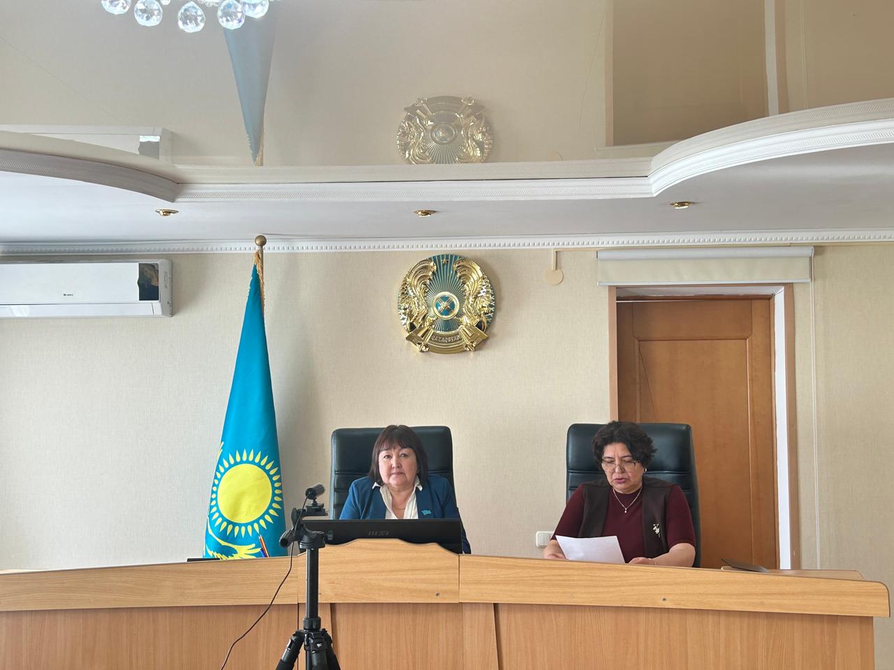 Алтынсарин аудандық мәслихатының сегізінші шақырылымының кезектен тыс сессиясының отырысы