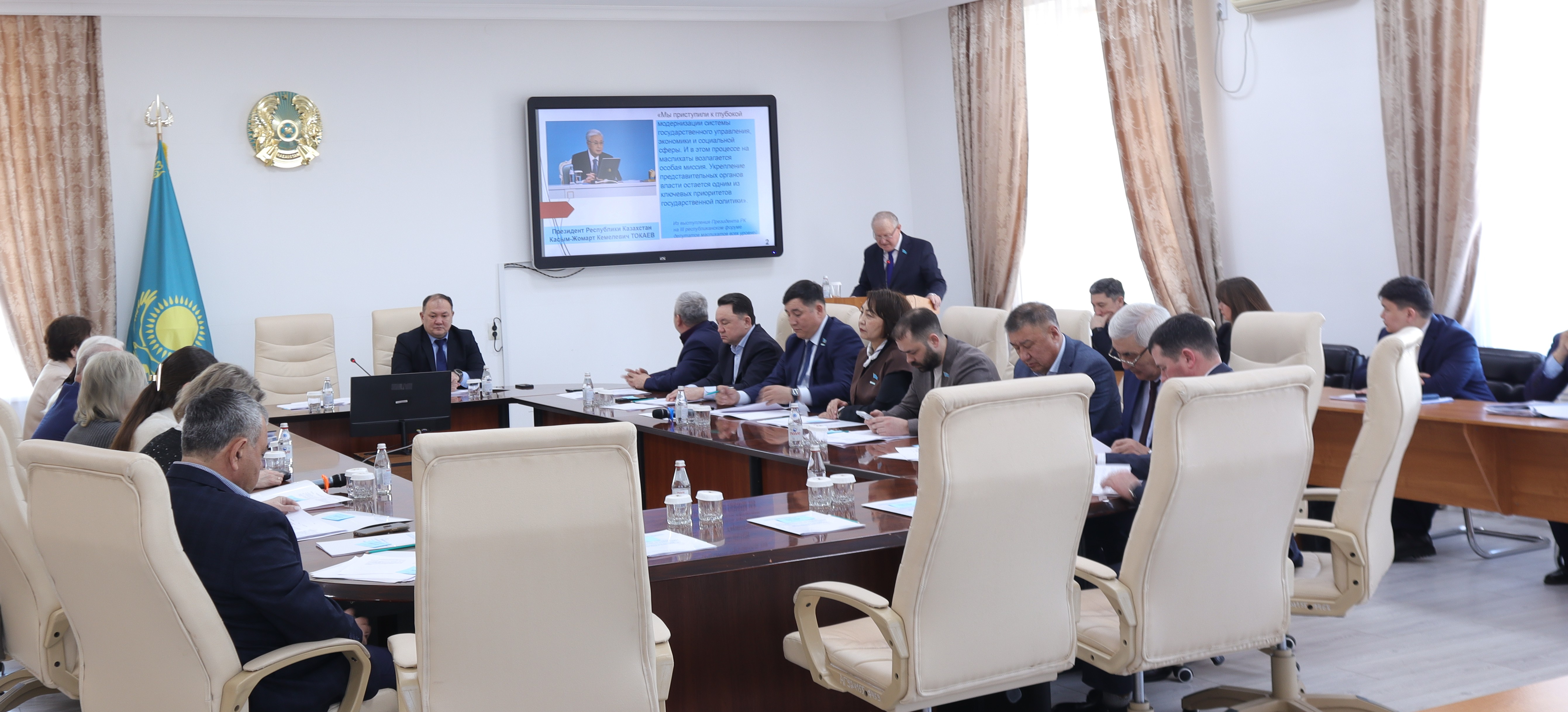 Кезекті сессия өтті