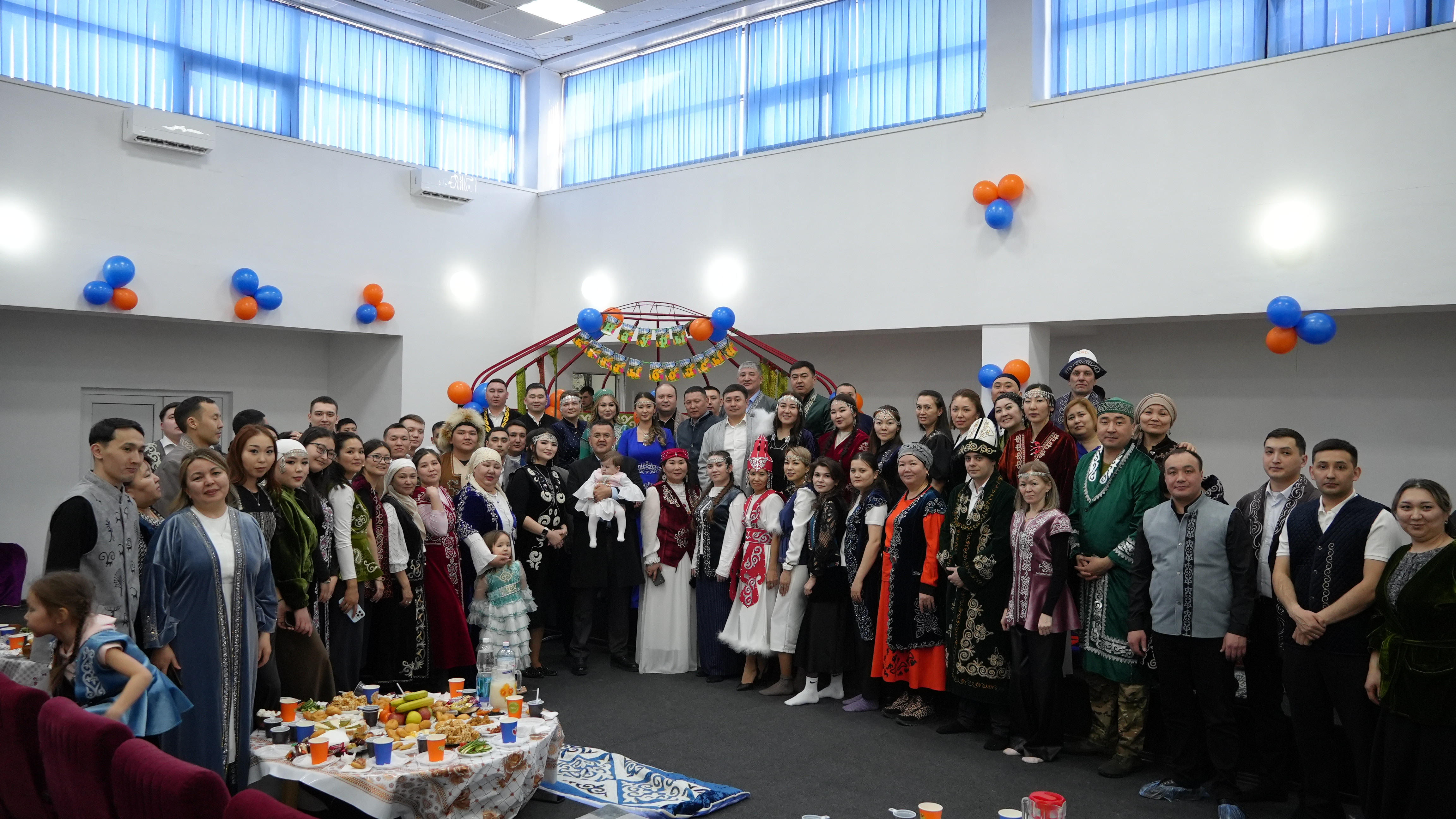 Мерекелік дастархан басында Ақмола облысының құтқарушылары Наурызды қарсы алды