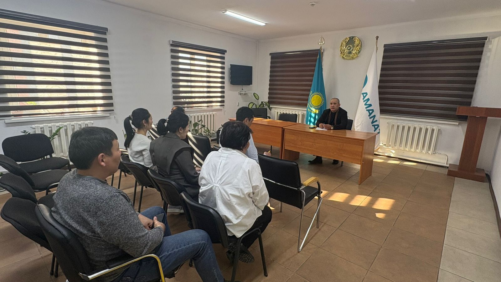 Қызметкерлер арасында семинар