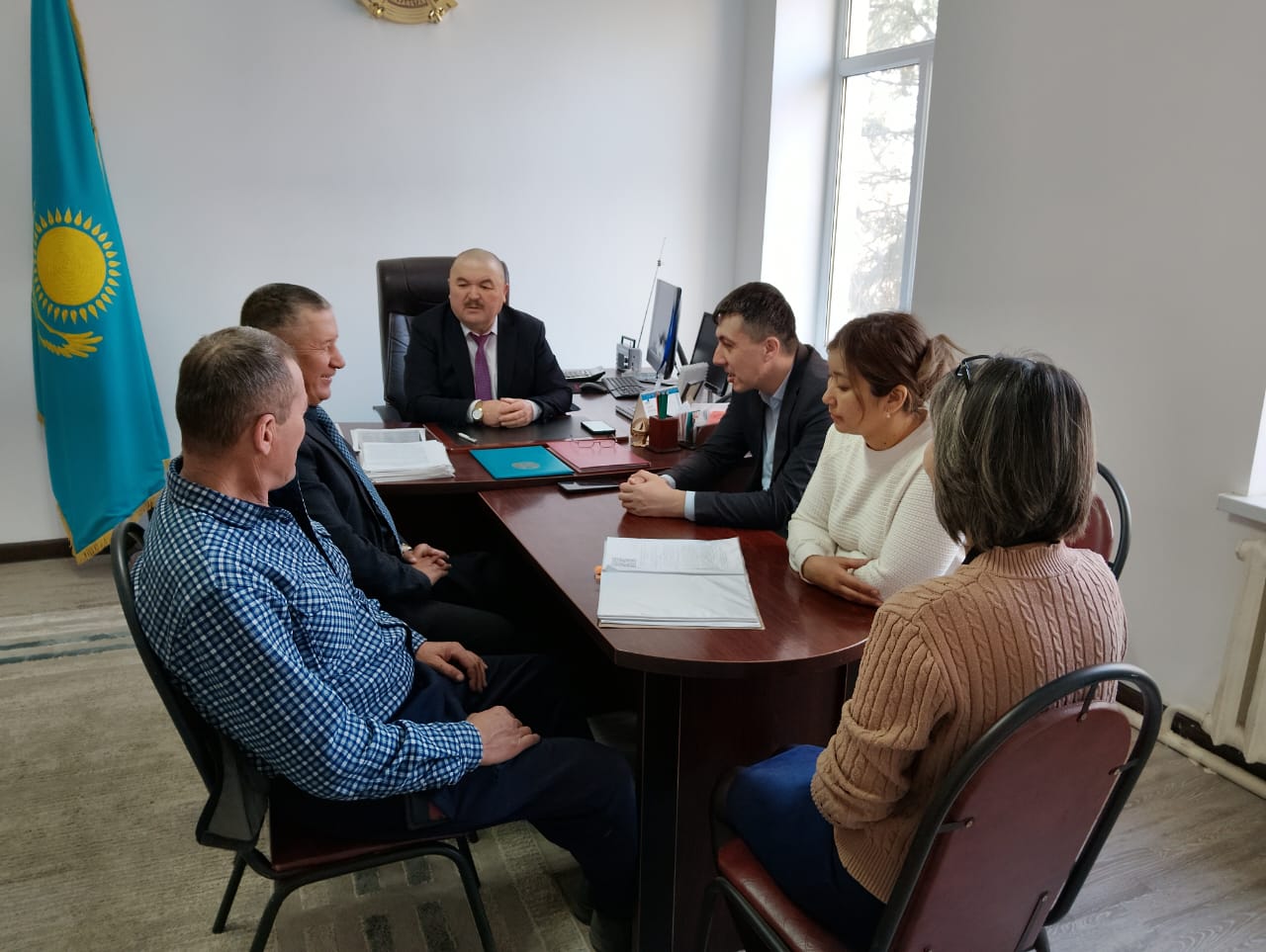 Қызметкерлер арасында семинар