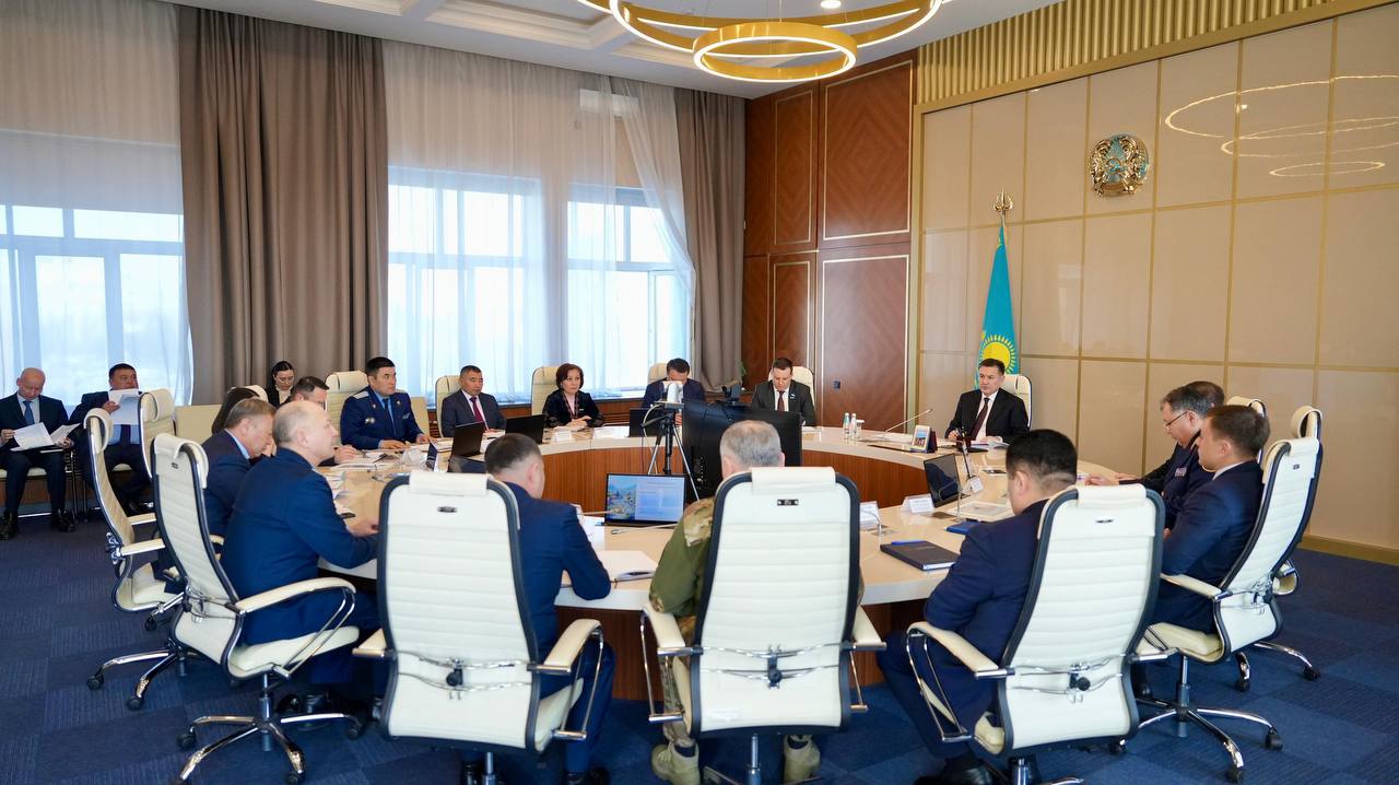 ШҚО-да құқықбұзушылықтардың алдын алу және сыбайлас жемқорлыққа қарсы іс-қимыл жөніндегі ведомствоаралық комиссияның отырысы өтті
