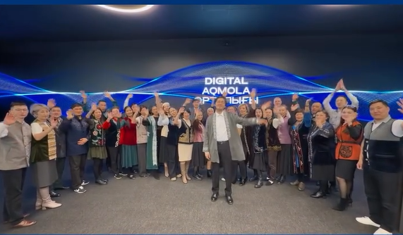 «Наурыз нақыштары»  ұлттық киімдер дефилесі