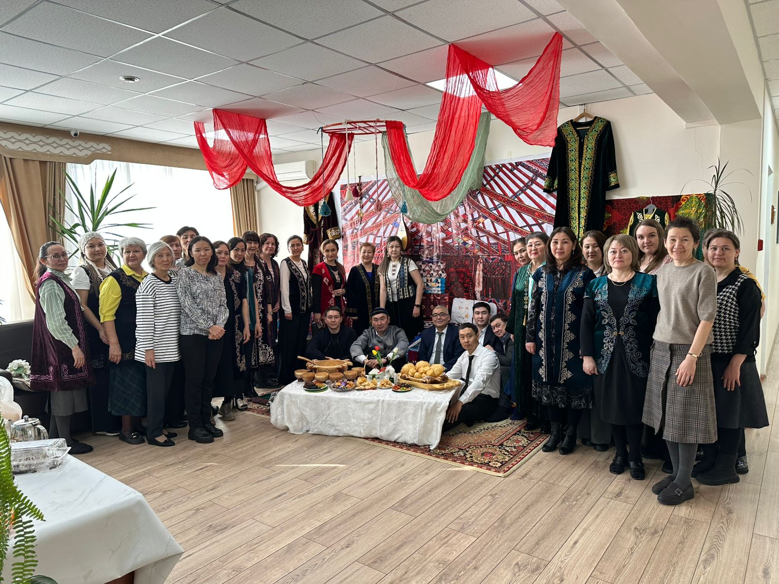 ҚҰРМЕТТІ ЖЕРЛЕСТЕР!