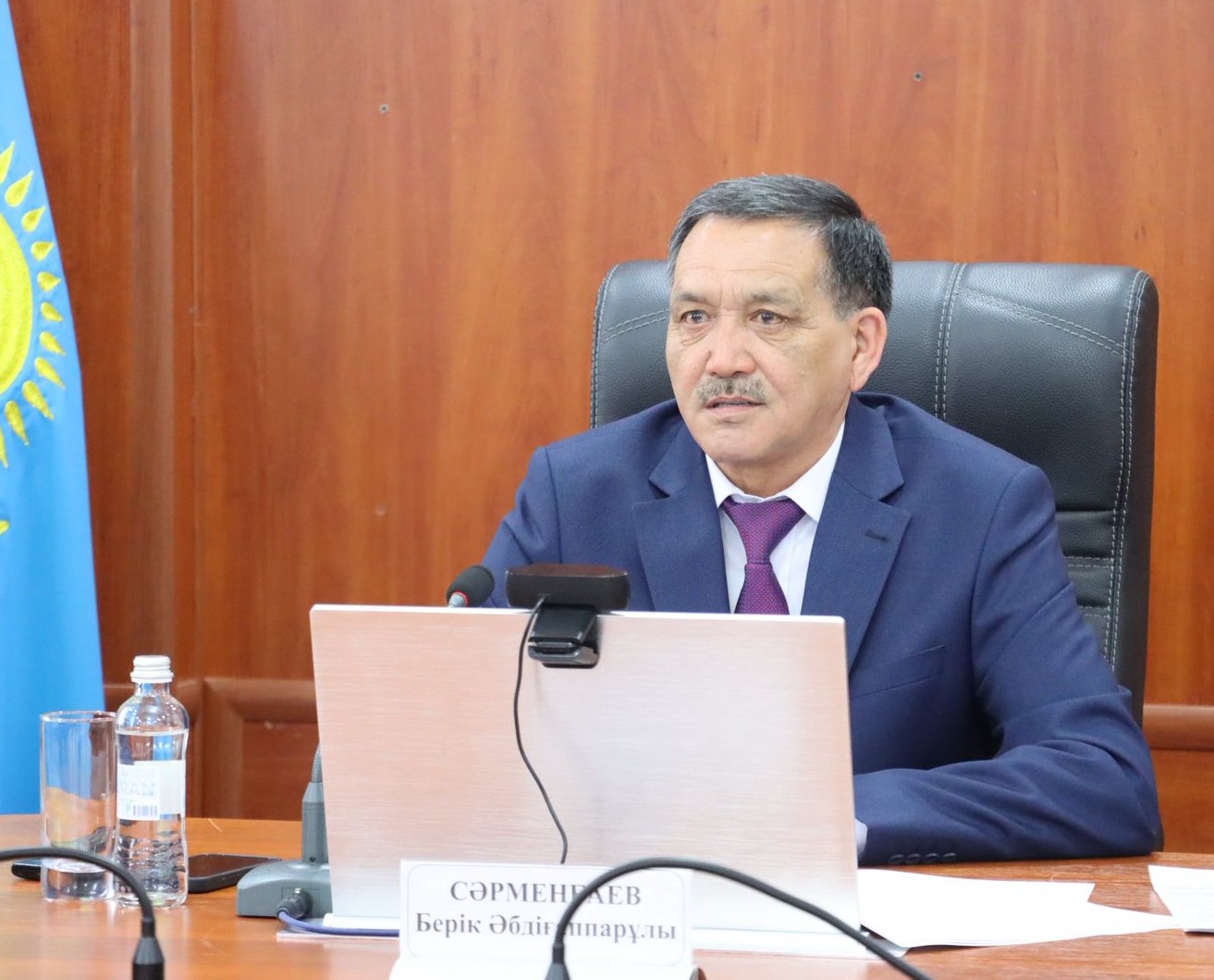 Жаңа конституция талаптарын ауданда жүзеге асыру бағыттары талқыланды