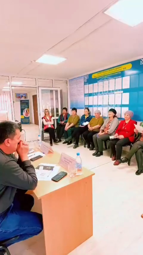 20.03.2026 жылы Әділет департаментімен облыстың заң қоғамдастығының өкілдерімен бірлесіп Хромтау ауданының Дөң ауылдық округінің тұрғындарына «Тегін заң көмегі күні» акциясы өткізілді.