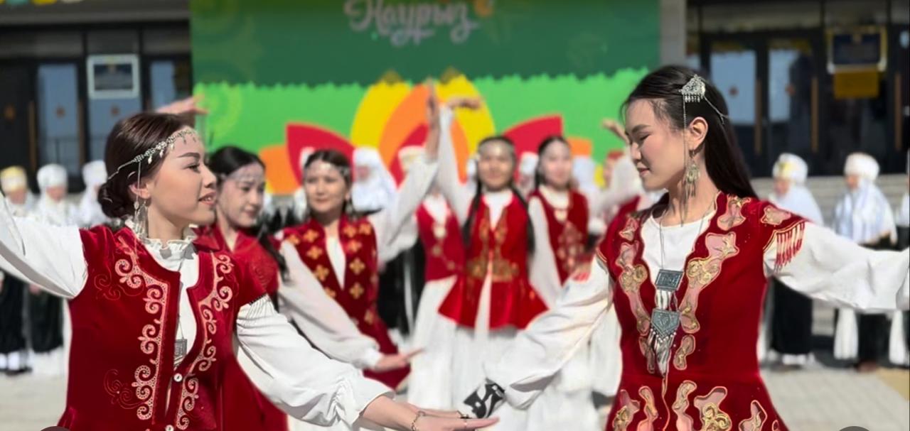 Көктемнің шуақты мерекесі — Наурыз бүгін “Келешек мектептері” жобасы аясында салынған қаладағы №82 мектепте аталып өтті.