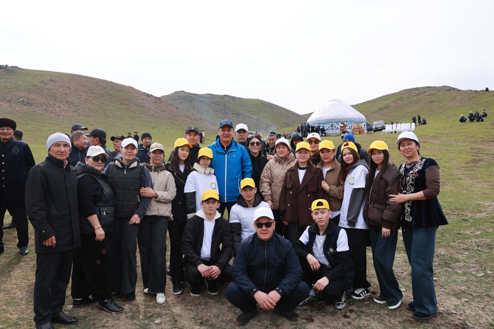 Экоакция «Мөлдір бұлақ»: родники очищают жители Жамбылской области