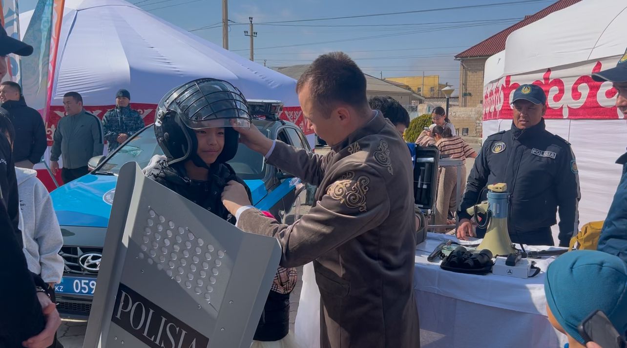 Әз-Наурыз мерекесінде полиция қызметі таныстырылды