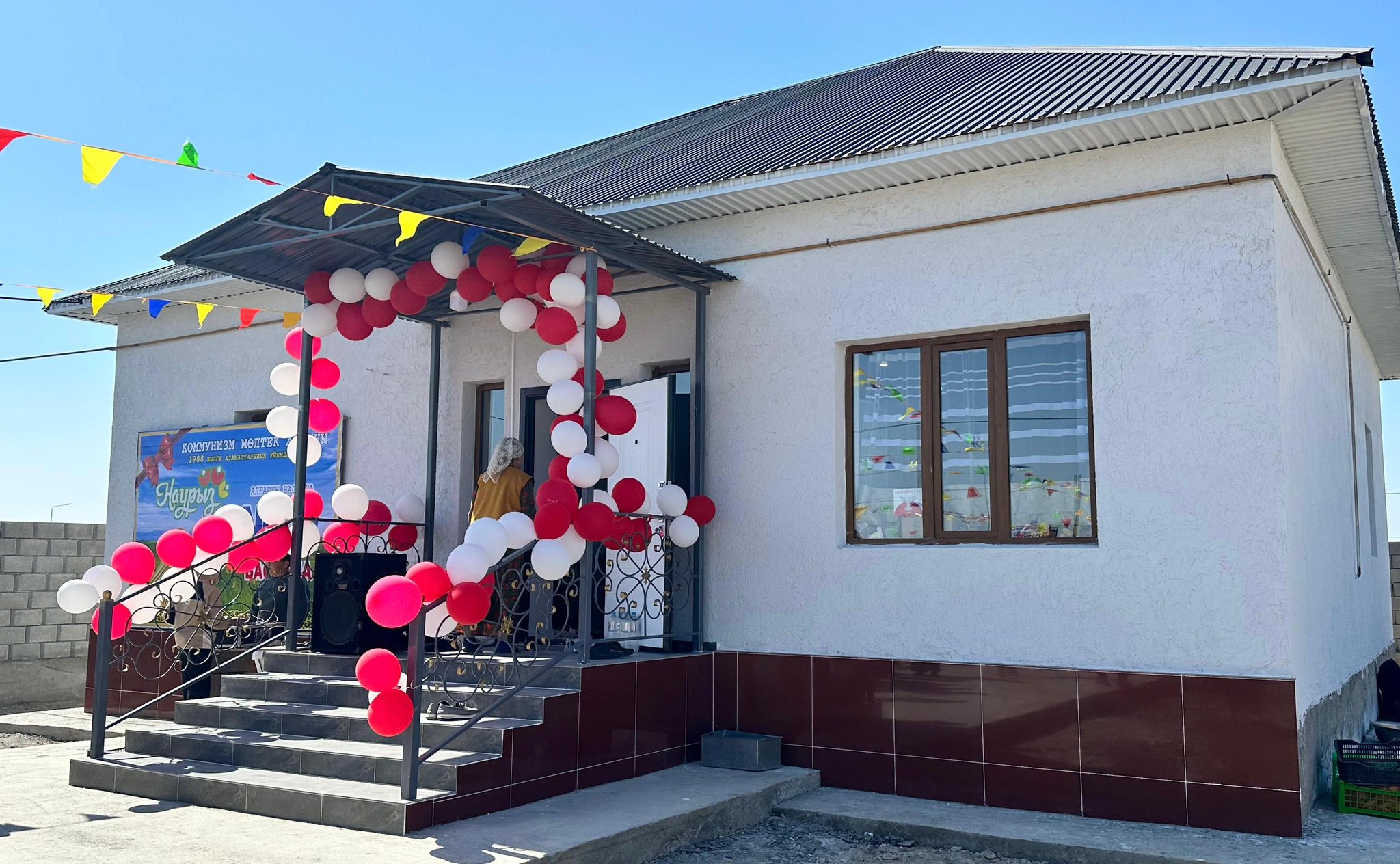 ТҮРКІСТАНДА ТАҒЫ БІР АЗ ҚАМТЫЛҒАН ОТБАСЫҒА БАСПАНА ТАБЫСТАЛДЫ