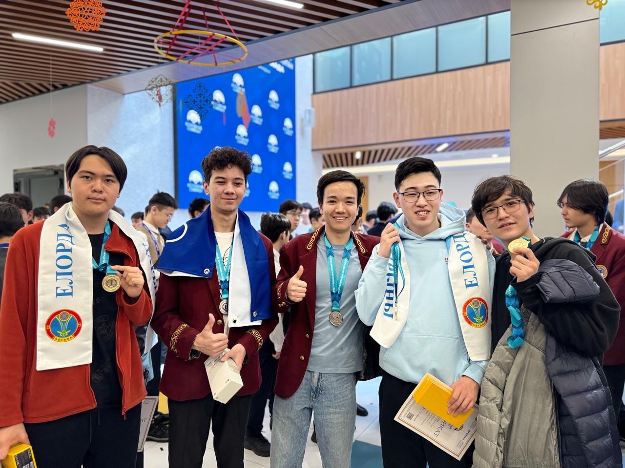 В Костанае наградили победителей и призеров республиканской олимпиады по информатике и математике