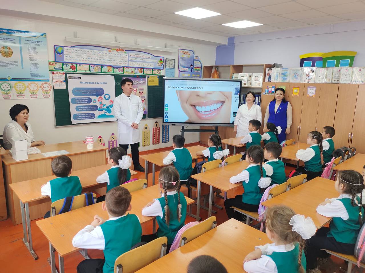 ҚАЗАҚСТАНДА ДҮНИЕЖҮЗІЛІК АУЫЗ ҚУЫСЫНЫҢ САУЛЫҒЫ КҮНІНЕ ОРАЙ 60 МЫҢНАН АСТАМ БАЛА ПРОФИЛАКТИКАЛЫҚ ШАРАМЕН ҚАМТЫЛДЫ