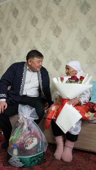 ӘЗ НАУРЫЗ МЕРЕКЕСІ  ҚАРСАҢЫНДАҒЫ ЖЫЛЫ ЖҮЗДЕСУЛЕР