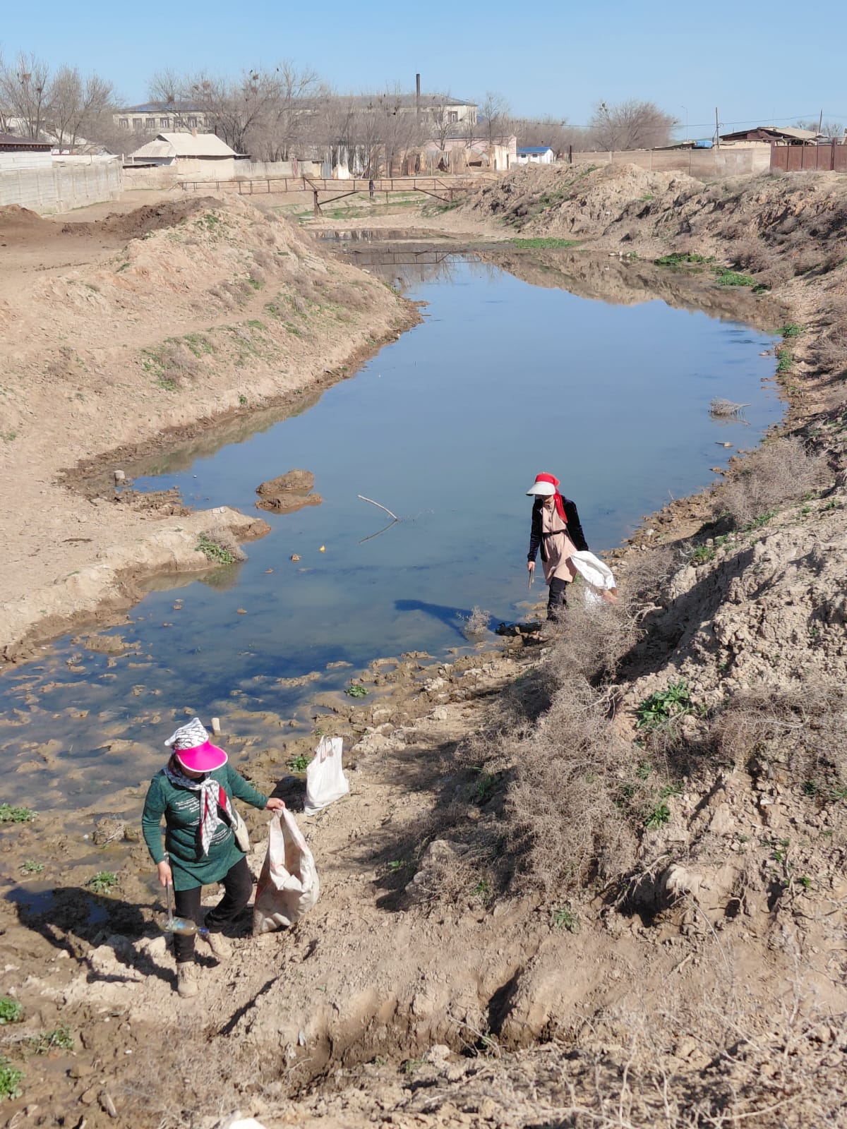 МОНТАЙТАС АУЫЛДЫҚ ОКРУГІНДЕ «МӨЛДІР БҰЛАҚ» АКЦИЯСЫ АЯСЫНДА ТАБИҒИ СУ КӨЗДЕРІ ТАЗАЛАНДЫ.