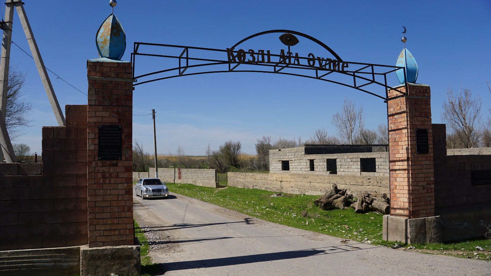 ТҮРКІСТАН: ОРДАБАСЫ АУДАНЫНДАҒЫ КӨЗДІ АТА БҰЛАҒЫНЫҢ АУМАҒЫНДА АУҚЫМДЫ ТАЗАЛЫҚ ШАРАСЫ ӨТТІ