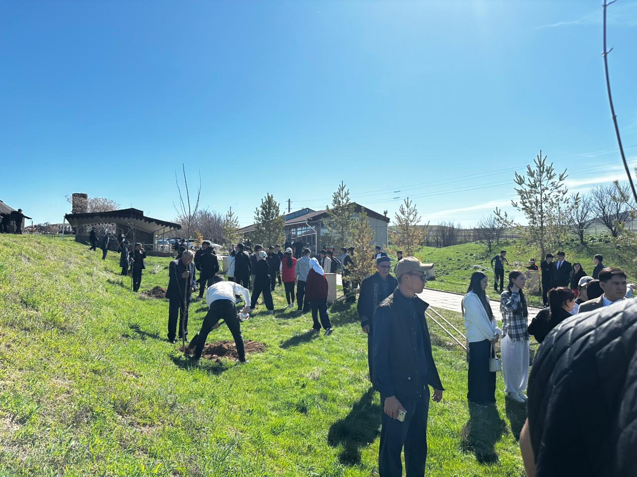 ТҮРКІСТАН: ТӨЛЕБИ АУДАНЫНДА «МӨЛДІР БҰЛАҚ» АКЦИЯСЫ АЯСЫНДА БҰЛАҚ КӨЗДЕРІ ТАЗАРТЫЛДЫ