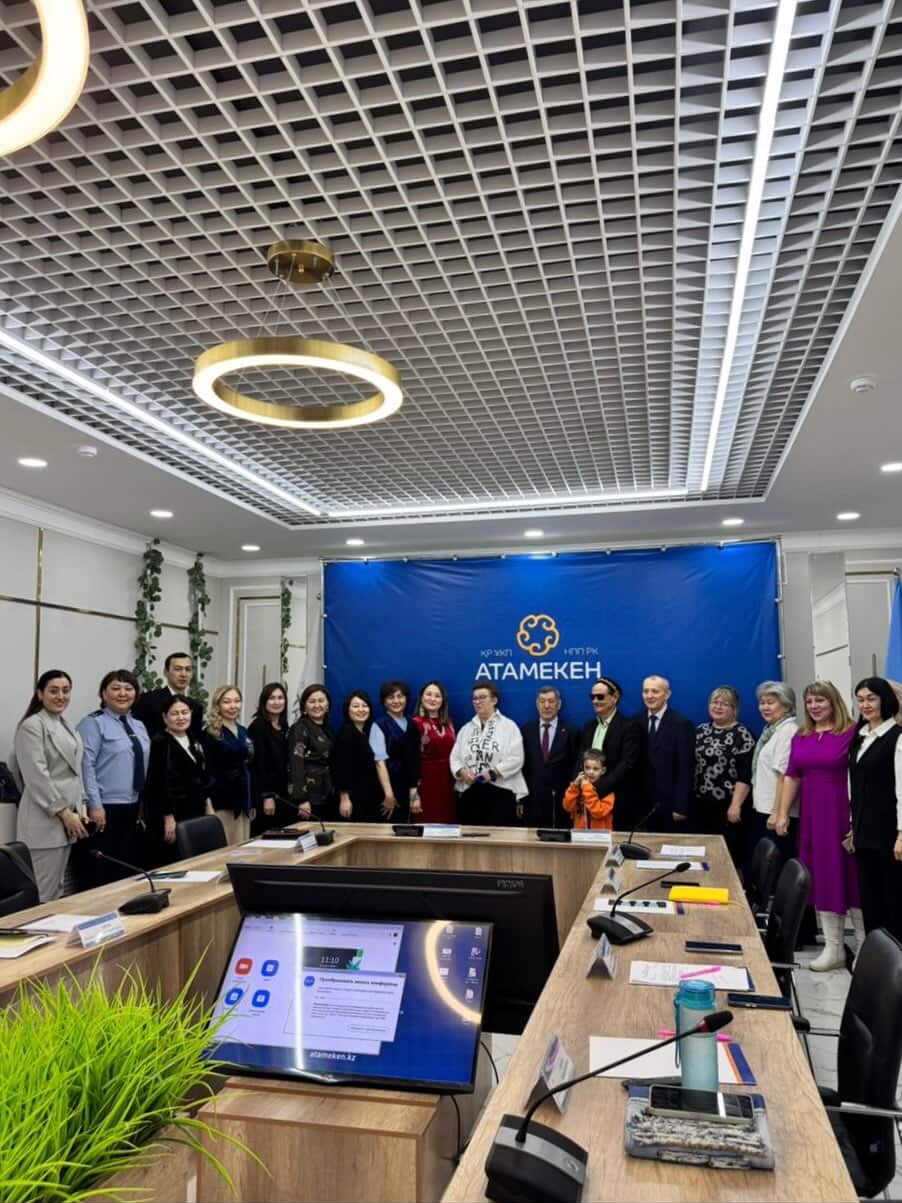 Салалық кеңестің отырысы