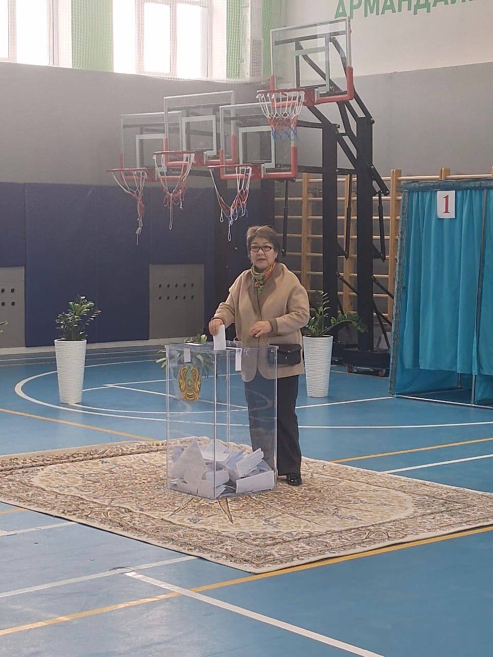 🇰🇿15 наурыз күні ҚР ДСМ Медициналық және фармацевтикалық бақылау комитетінің Маңғыстау облысы бойынша департаментінің басшысы Н.А. Мухамбетярова және департамент қызметкерлері референдумға қатысып, еліміздің болашағы үшін дауыс беріп, өз таңдауларын жасады.✅