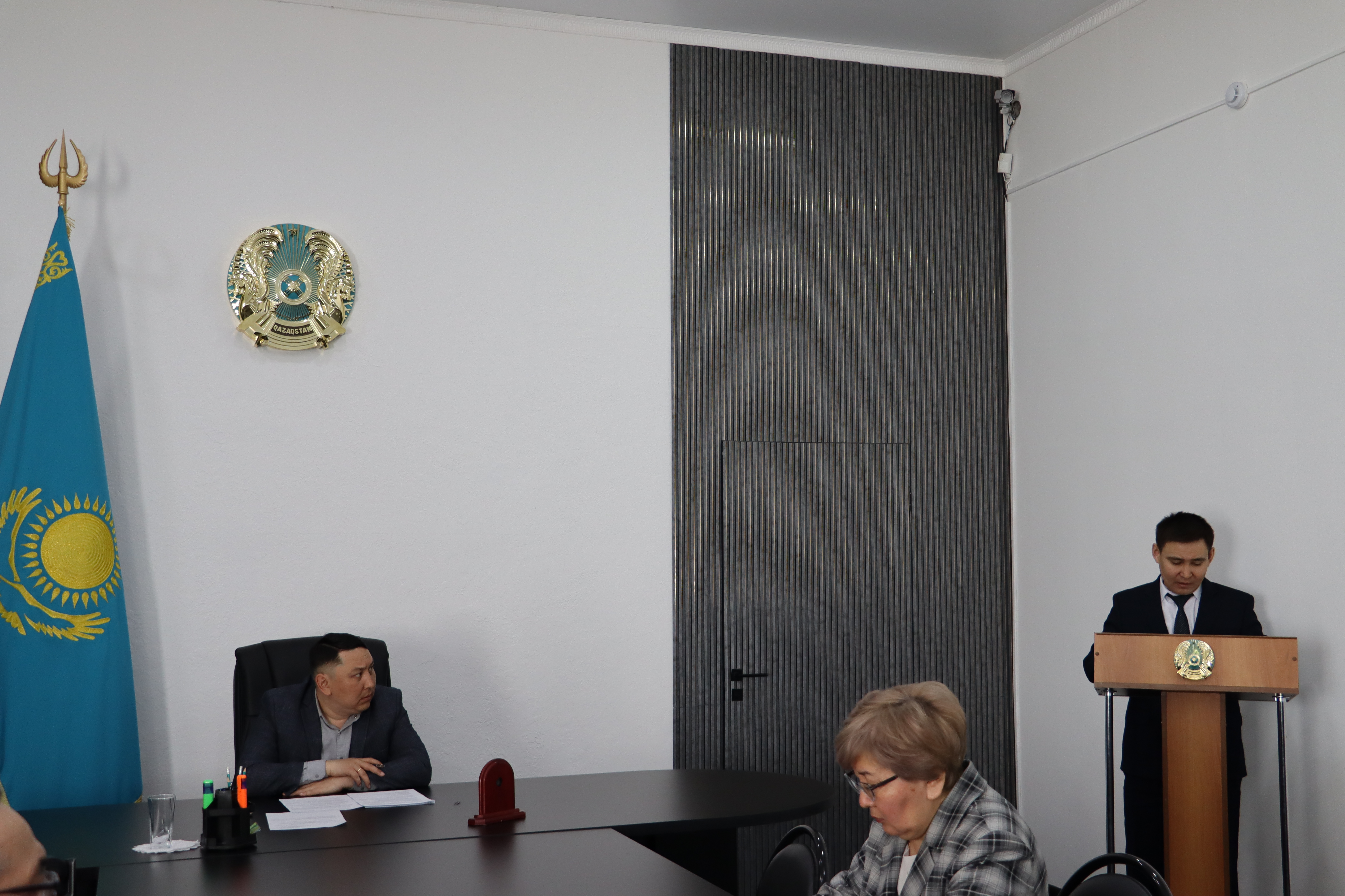 Әлеуметтік әріптестік пен әлеуметтік және еңбек қатынастарын реттеу жөніндегі үш жақты комиссияның отырысы