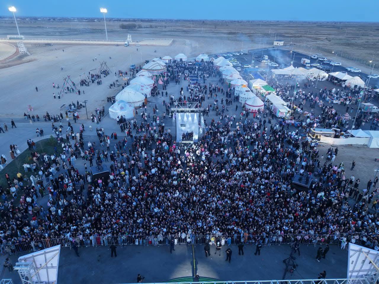 ТҮРКІСТАНДА ЗАМАНАУИ АТШАБАР РЕСМИ ТҮРДЕ АШЫЛЫП, НАУРЫЗ МЕЙРАМЫ ДҮБІРЛЕП ӨТТІ