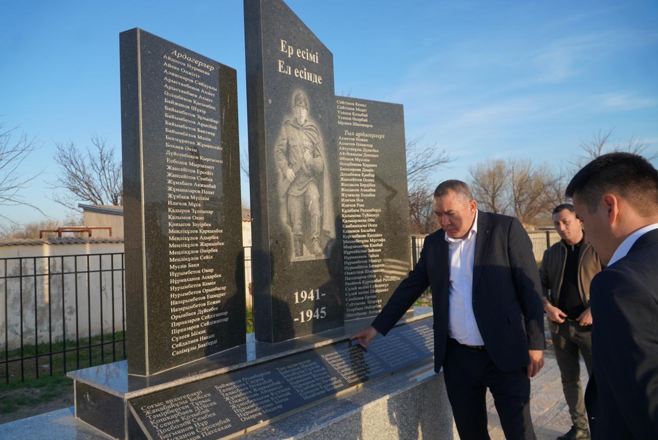 БӘЙДІБЕК: ЖОЛҒАБАС ЕЛДІ МЕКЕНІНДЕ АБАТТАНДЫРУ ЖӘНЕ ҚҰРЫЛЫС ЖҰМЫСТАРЫ ЖҮРГІЗІЛУДЕ