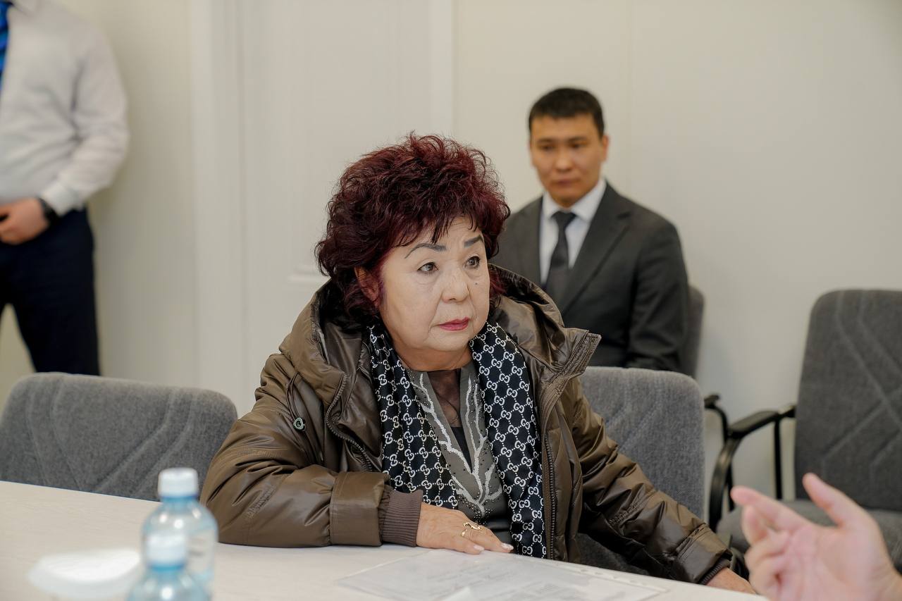 Аким города провел личный прием граждан