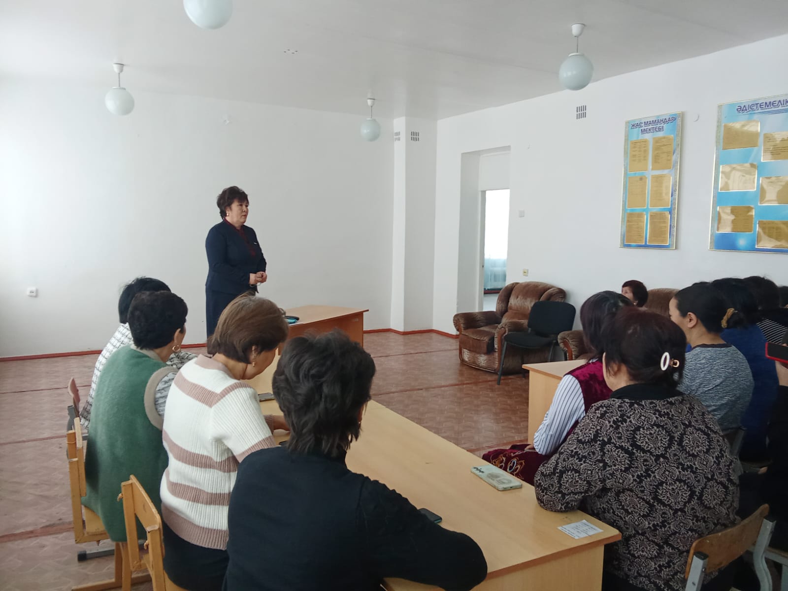 2 марта проведена встреча с населением села Жанажол и Святодуховка