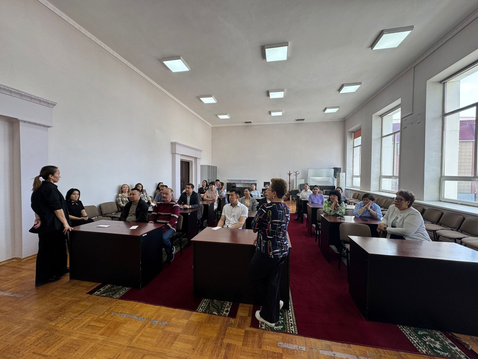 Түсіндірме жұмыстары