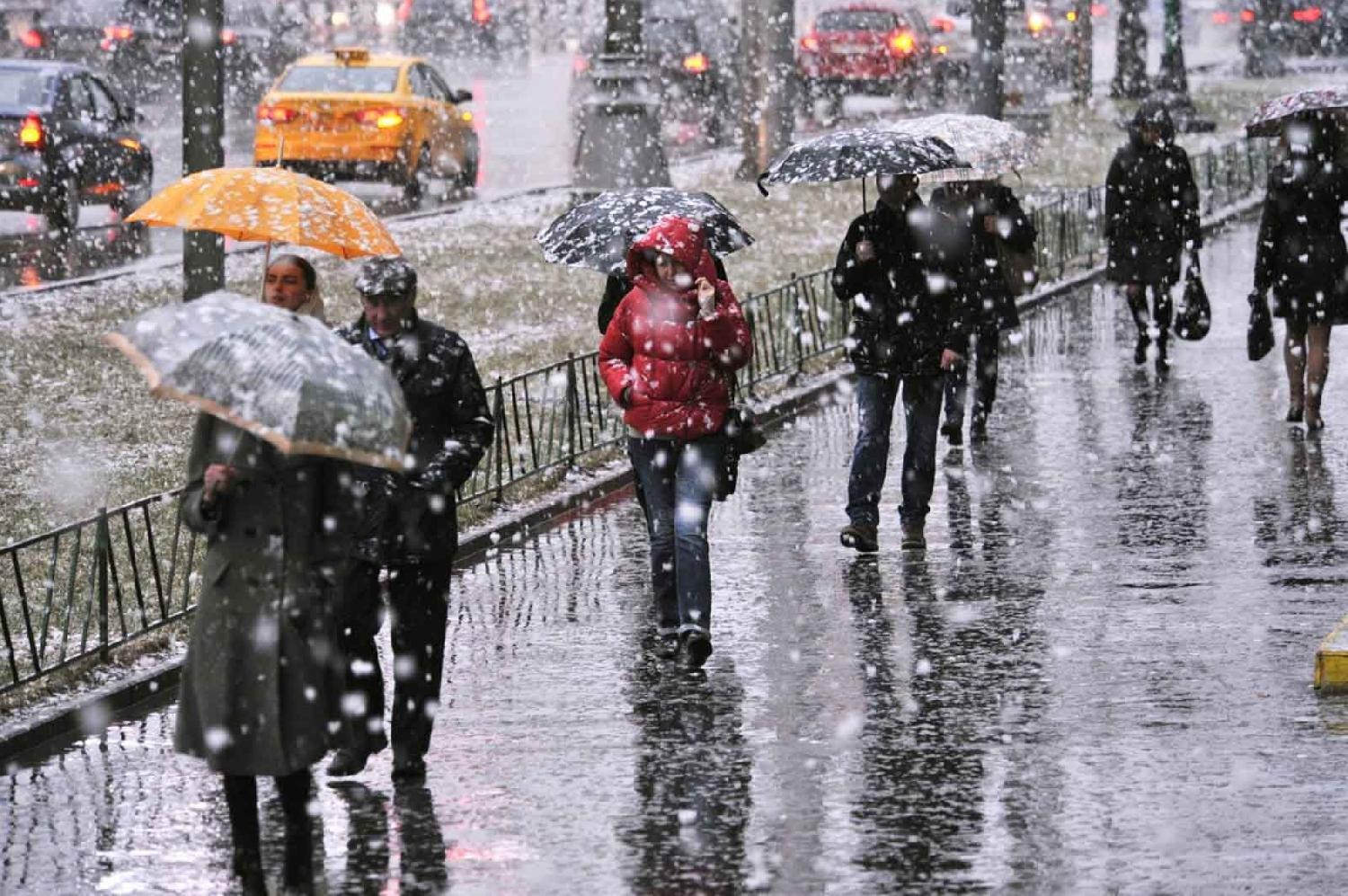 ШТОРМОВОЕ ПРЕДУПРЕЖДЕНИЕ: cильный снег, ветер и гололед 4 марта