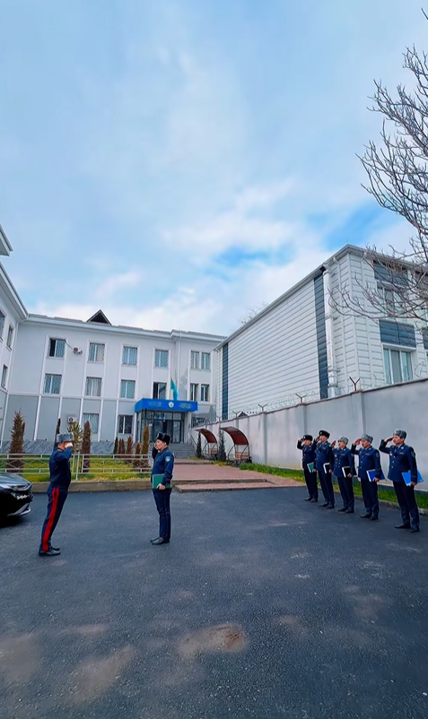 Курс на результат: Главный полицейский Шымкента ознакомился с деятельностью Абайского РУП