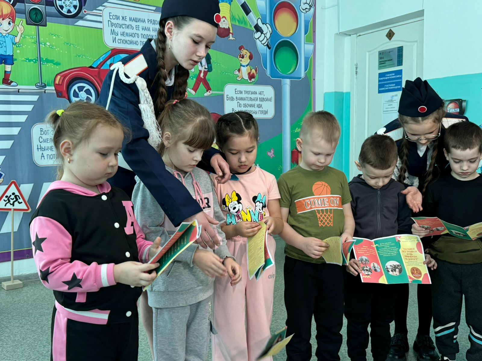 СҚО-да 2544 жасөспірім жас жол инспекторлары қозғалысының құрамында