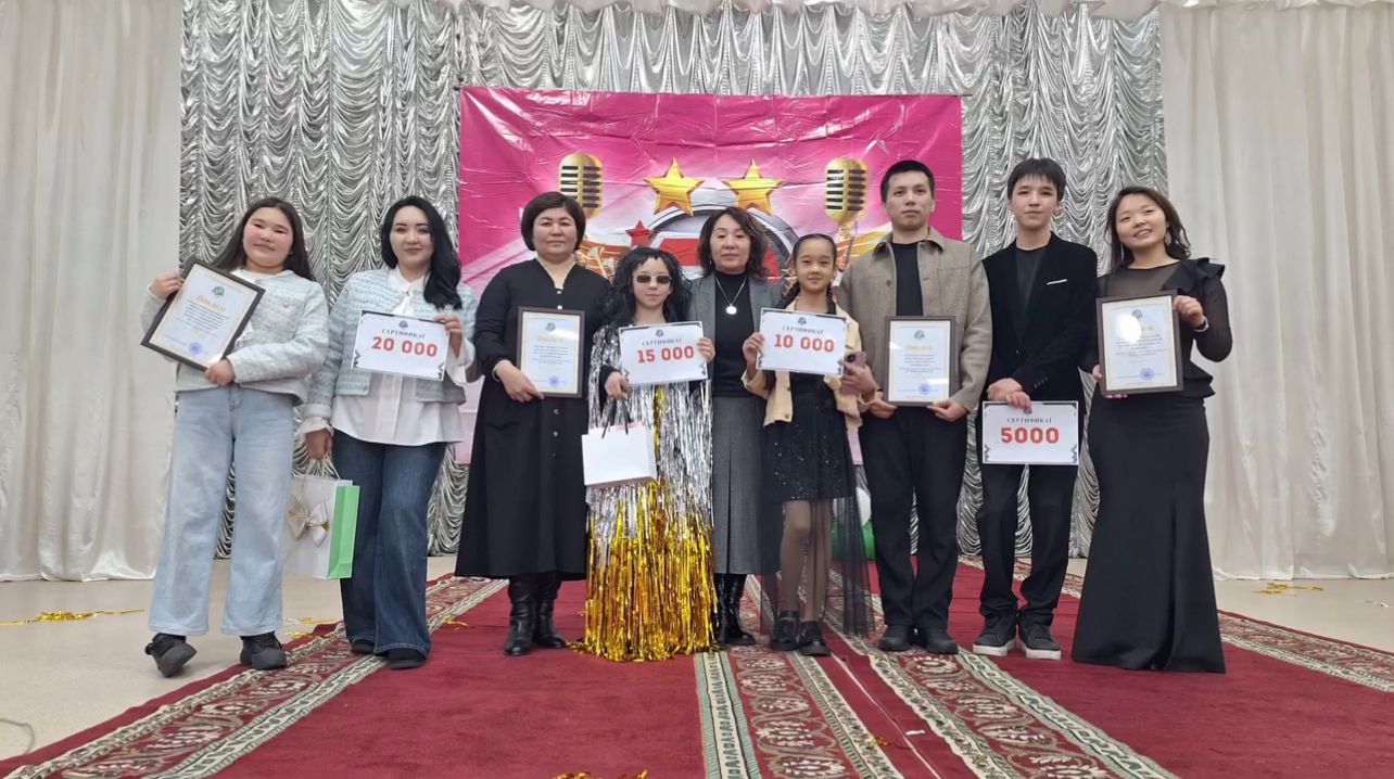 Жыланды ауылдық мәдениет үйінде «Екі жұлдыз» шоу бағдарламасы өтті.