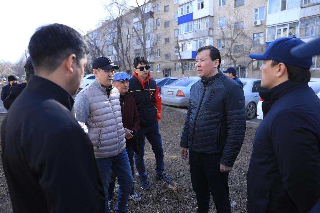 Ақтөбеде сенбілік: облыс әкімі абаттандыру жұмыстарының барысымен танысты