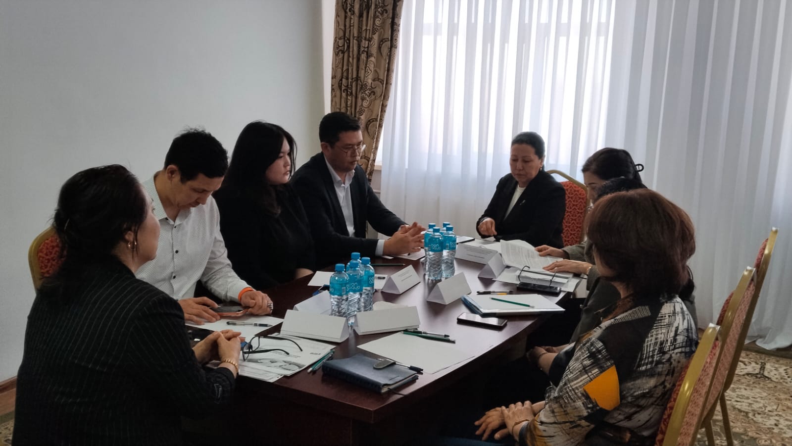 АРНАУЛЫ ӘЛЕУМЕТТІК ТӨЛЕМ БОЙЫНША ДӨҢГЕЛЕК ҮСТЕЛГЕ ҚАТЫСТЫ