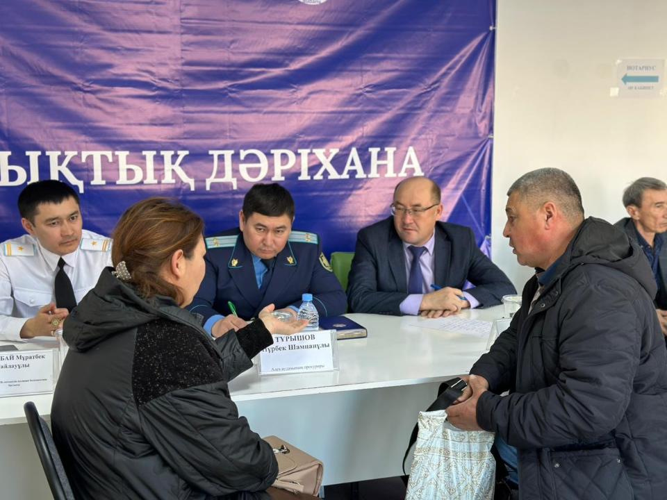 «ҚҰҚЫҚТЫҚ ДӘРІХАНА» АКЦИЯСЫ ӨТТІ