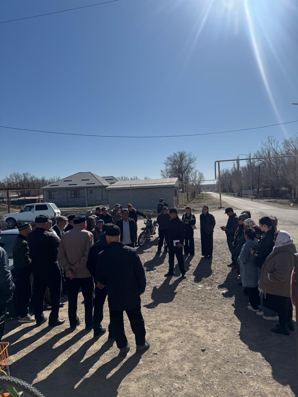 Халықпен кездесу: өзекті мәселелер мен шешімдер