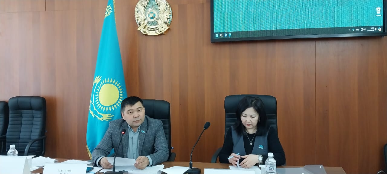 АУДАНДЫҚ МӘСЛИХАТТЫҢ БІРЛЕСКЕН ТҰРАҚТЫ КОМИССИЯЛАРЫНЫҢ КЕЗЕКТІ ОТЫРЫСЫ