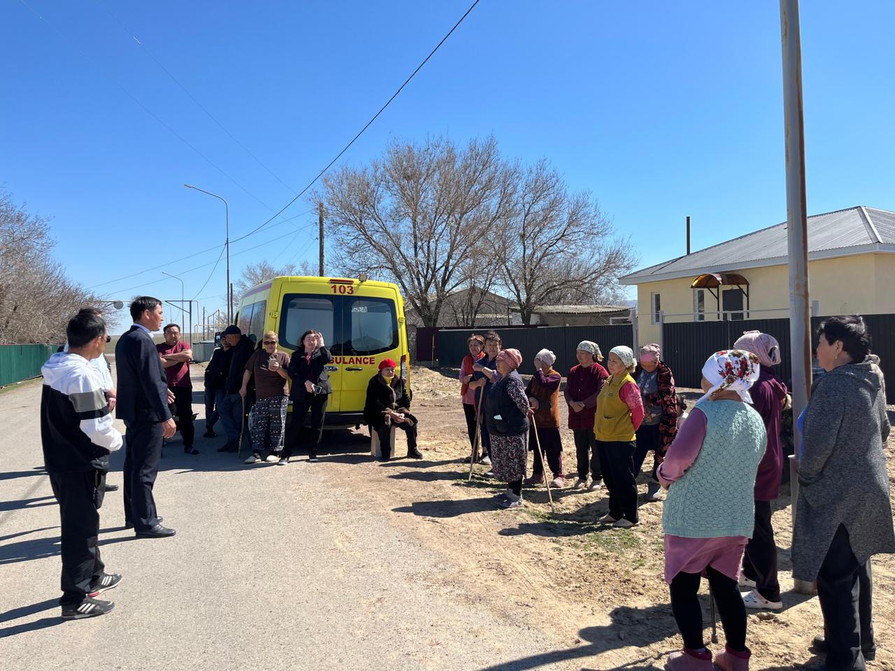 Ауыл әкімі тұрғындармен кездесу өткізді
