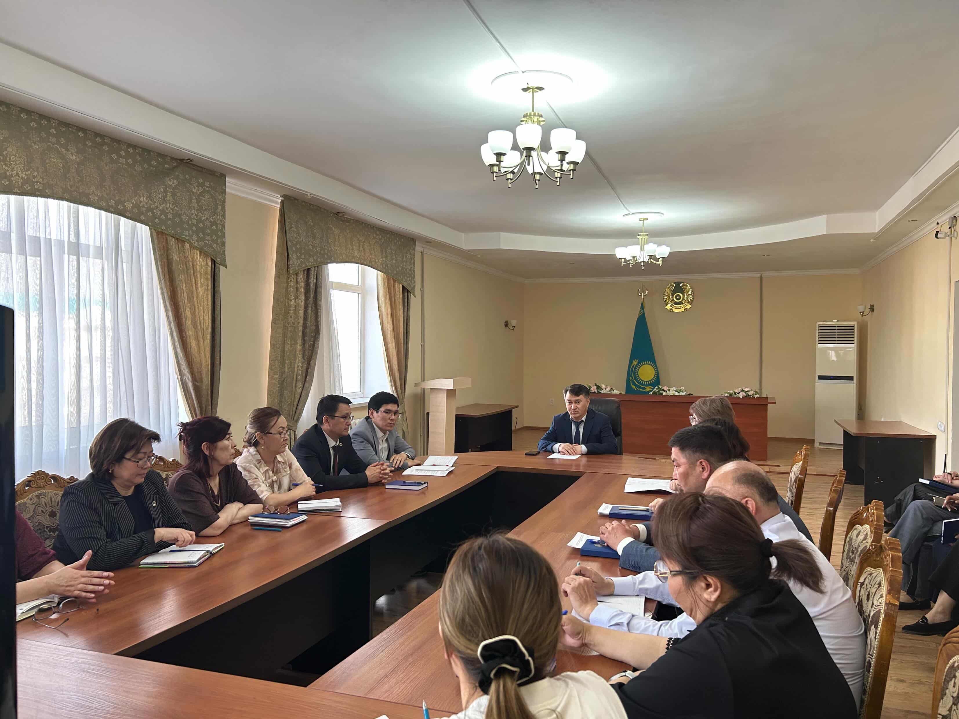 Организован семинар с участием сотрудников на тему «Соблюдение норм деловой этики и служебного поведения, отказ от посещения развлекательных заведений, а также обеспечение свободы вероисповедания»