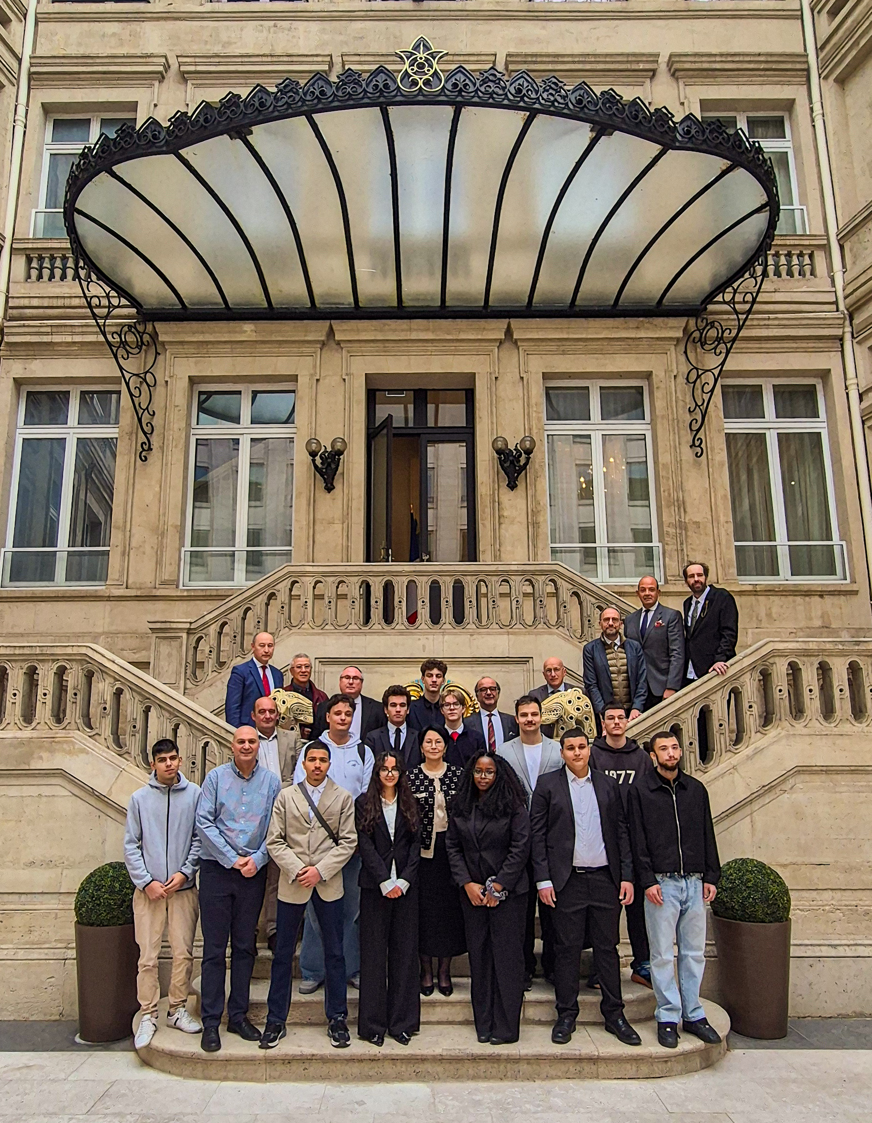 Французские лицеисты пройдут учебно-практическую подготовку в Казахстане