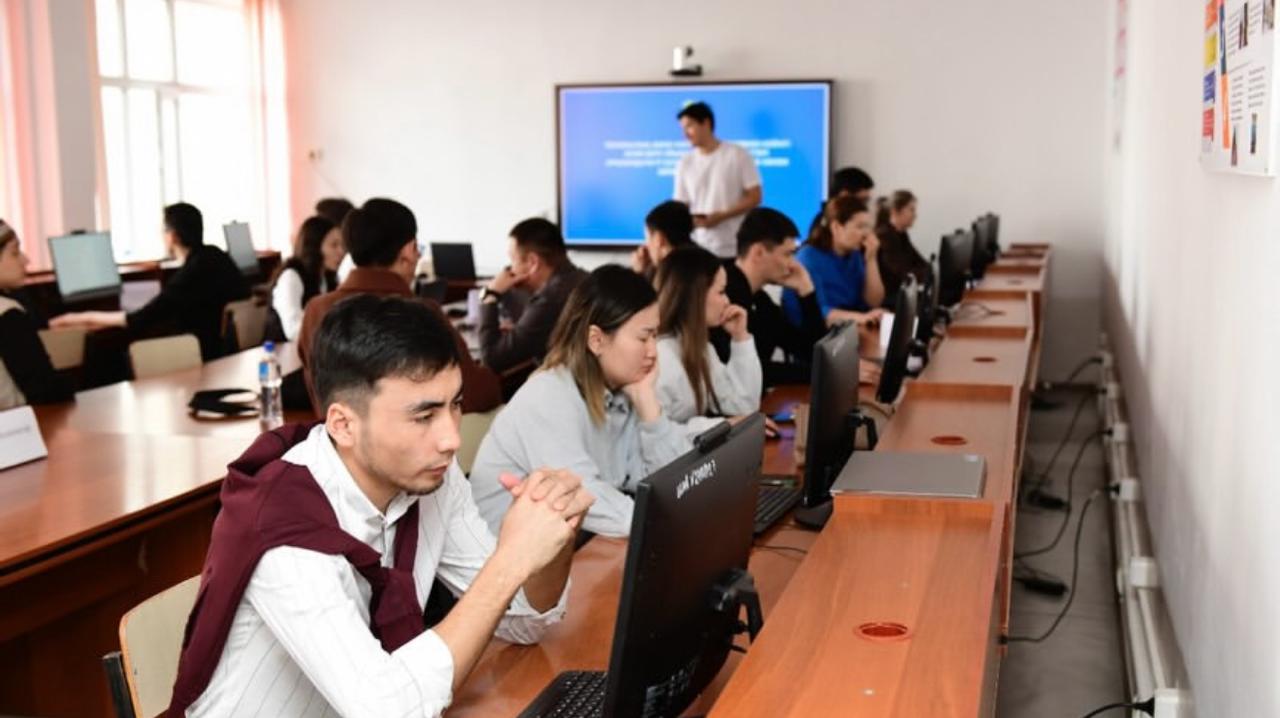 В Актобе определены лучшие IT-педагоги системы технического и профессионального образования региона