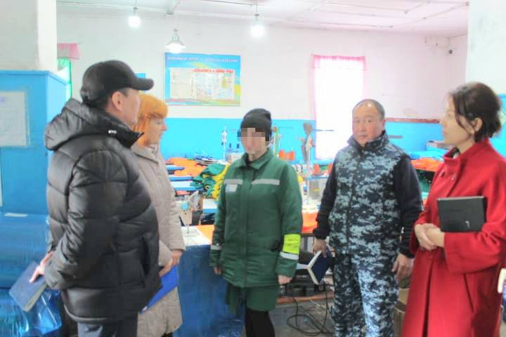 №50 мекемеге бару аясында сотталғандардың еңбек құқықтары сақталуының мәселелері қаралды