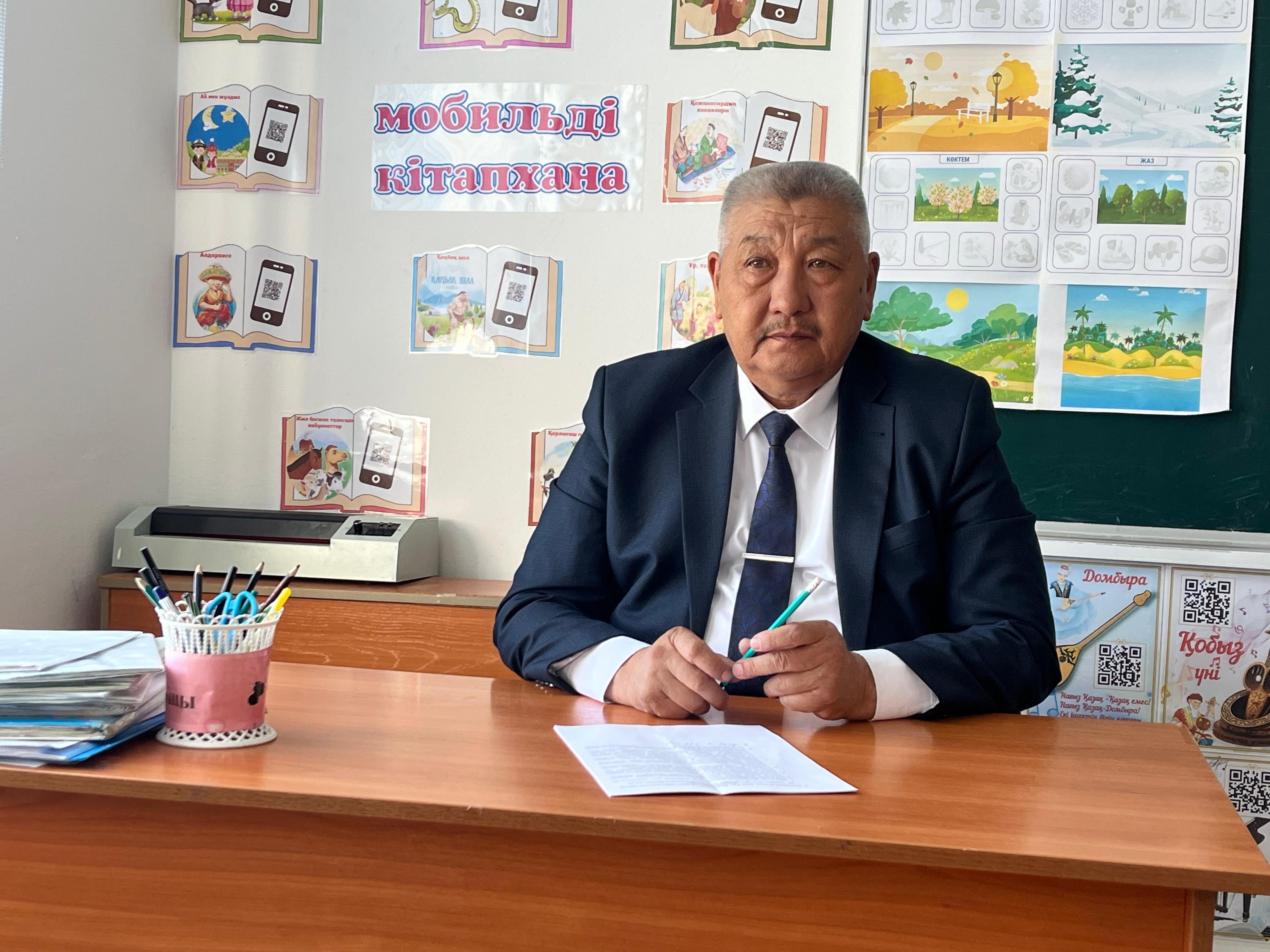 Қарақыстақ ауылдық округі әкімі С.Б. Далибаев Жалпақсаз ауылының тұрғындарымен кездесті