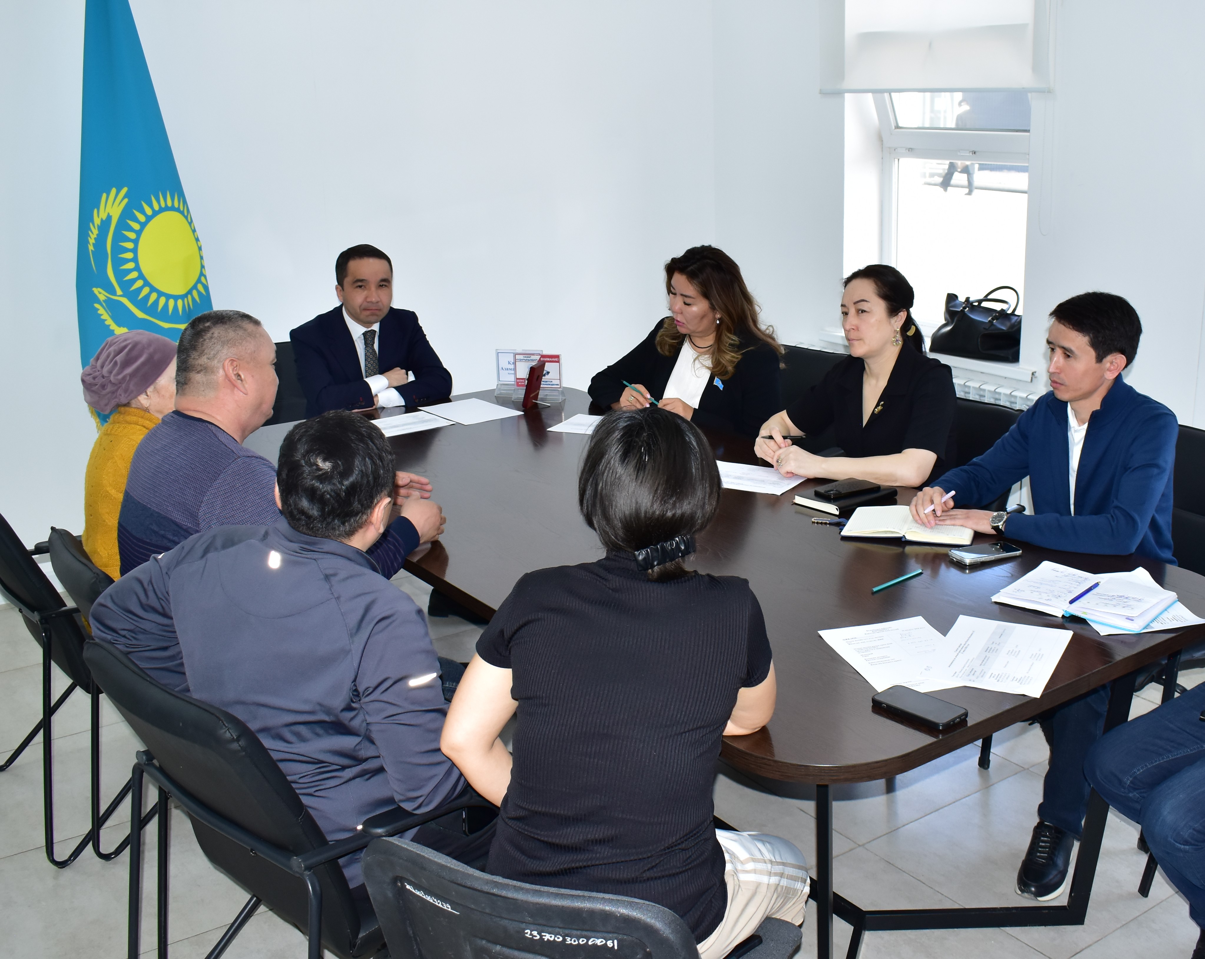 Азаматтарды қабылдау