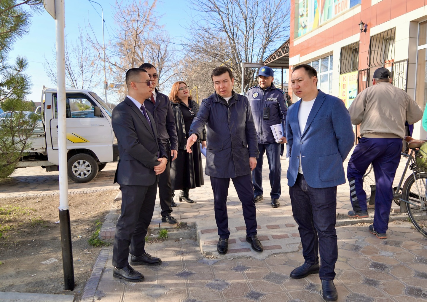 КЕНТАУ ҚАЛАСЫНДА КӘСІПКЕРЛІК НЫСАНДАРДЫҢ ҚАСБЕТТЕРІН РЕТТЕУ БОЙЫНША ТҮСІНДІРМЕ ЖҰМЫСТАРЫ ЖҮРГІЗІЛДІ