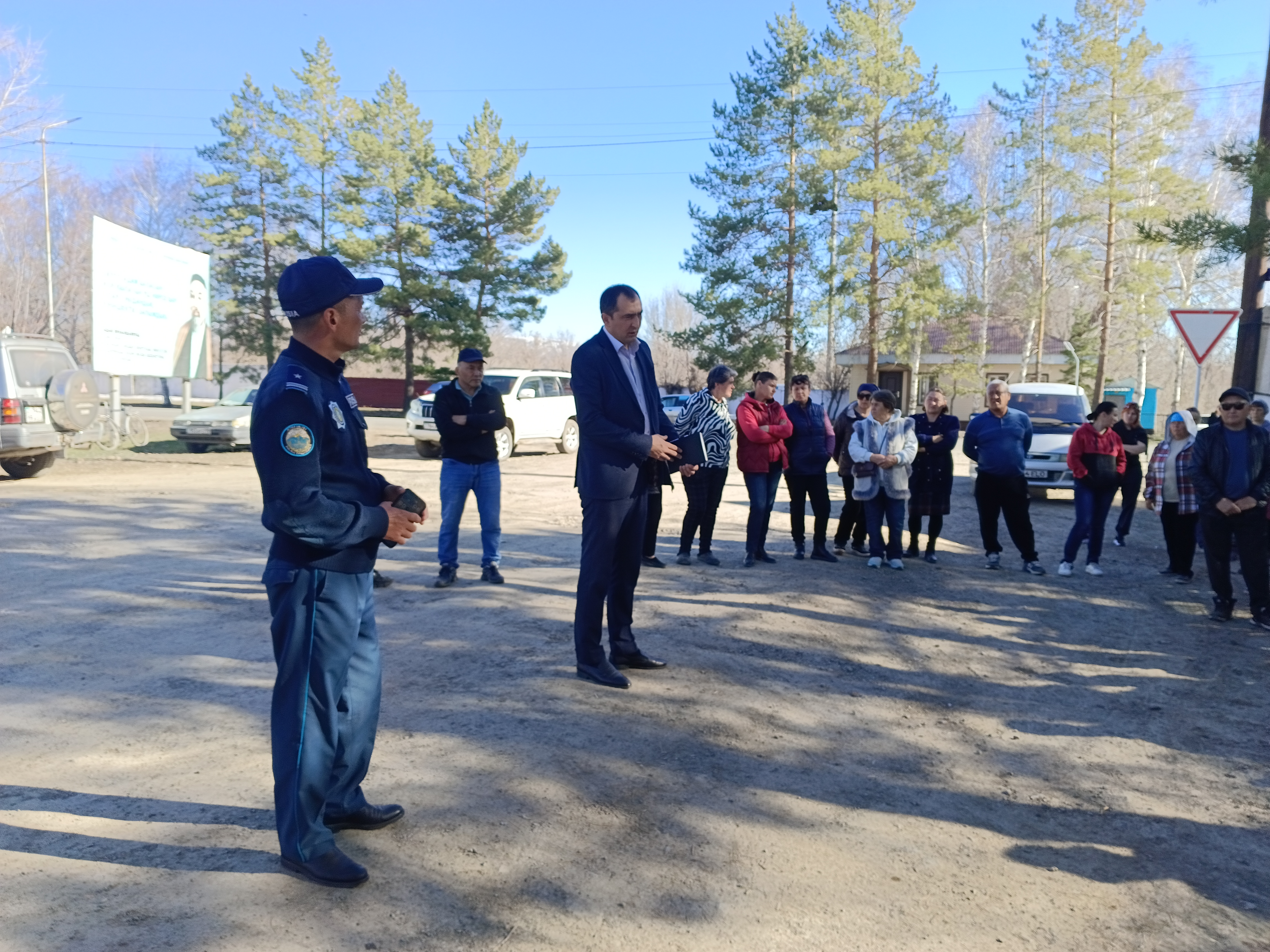 📢 Теректі ауылдық округінде жиын өтті