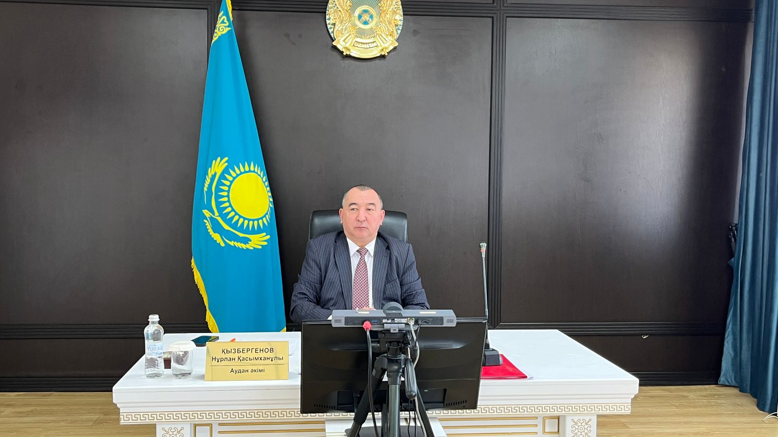 Под председательством акима района Н.Кызбергенова состоялось очередное еженедельное совещание.