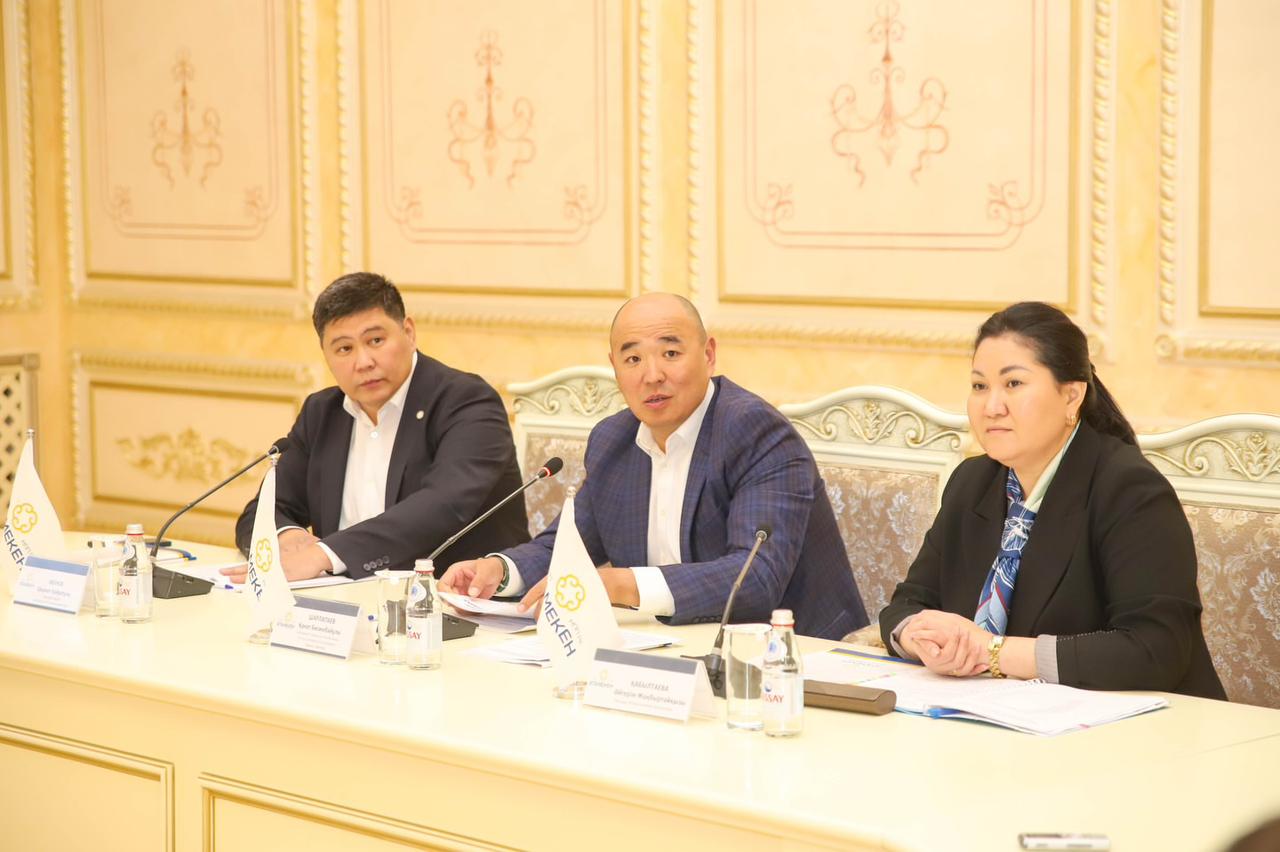 ҚР «Атамекен»  ҰКП Төралқа төрағасы Қ. Шарлапаевтың жұмыс сапары өтті, оның барысында Павлодар облысының кәсіпкерлерімен кеңейтілген кездесу өткізілді.